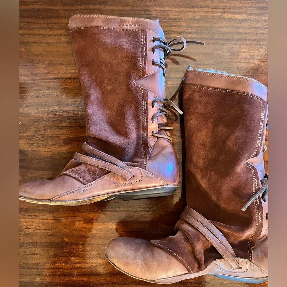 Patagonia Brown Lace Up Boots Flexible Outdoor Design